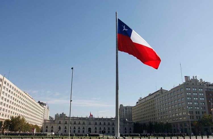 Suprema Corte do Chile autoriza bancos a fecharem contas de exchanges