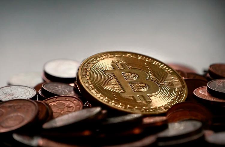 Investidores abandonam teoria que prevê Bitcoin a US$ 100 mil